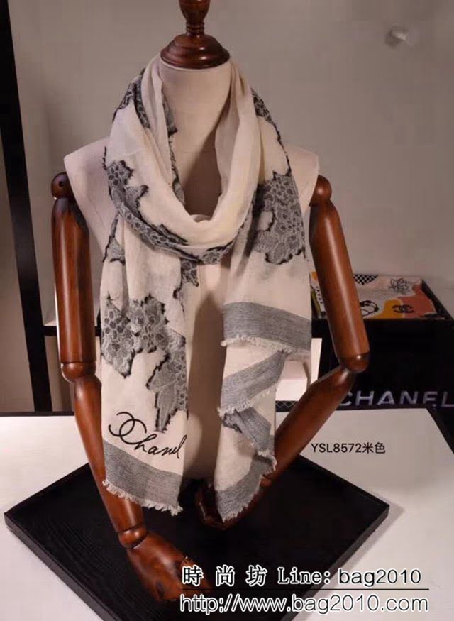 CHANEL香奈兒 2018秋冬最新款高端羊絨圍巾 YSL857 LLWJ6064